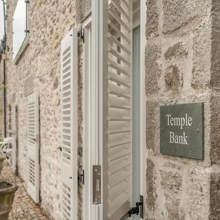 Luxurious Barn Within Easy Reach Of South Lakes! بيت للعطل بوت