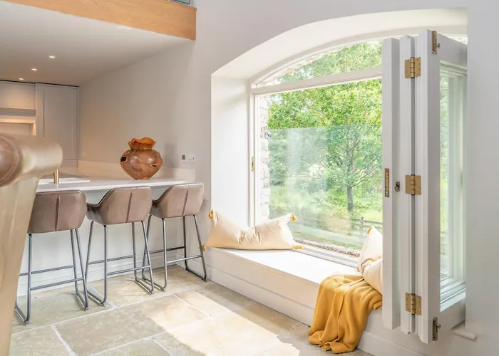 بيت للعطل Luxurious Barn Within Easy Reach Of South Lakes!