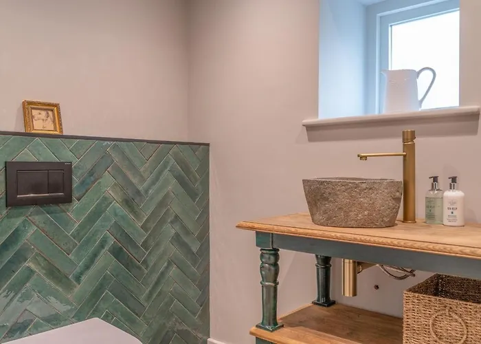 بيت للعطل Luxurious Barn Within Easy Reach Of South Lakes! *