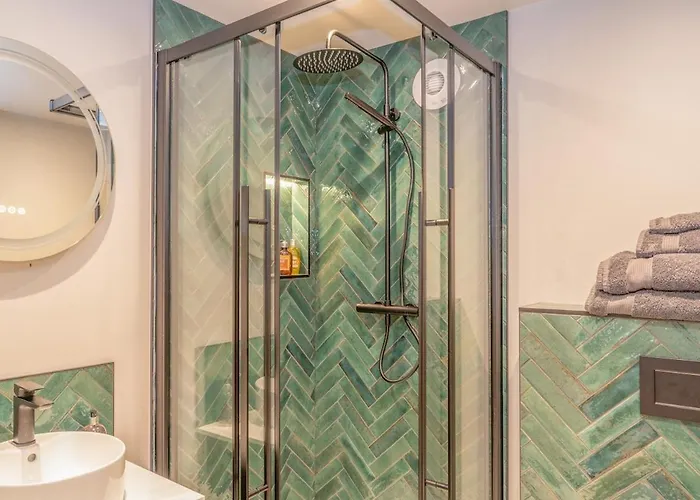 Luxurious Barn Within Easy Reach Of South Lakes! بيت للعطل *